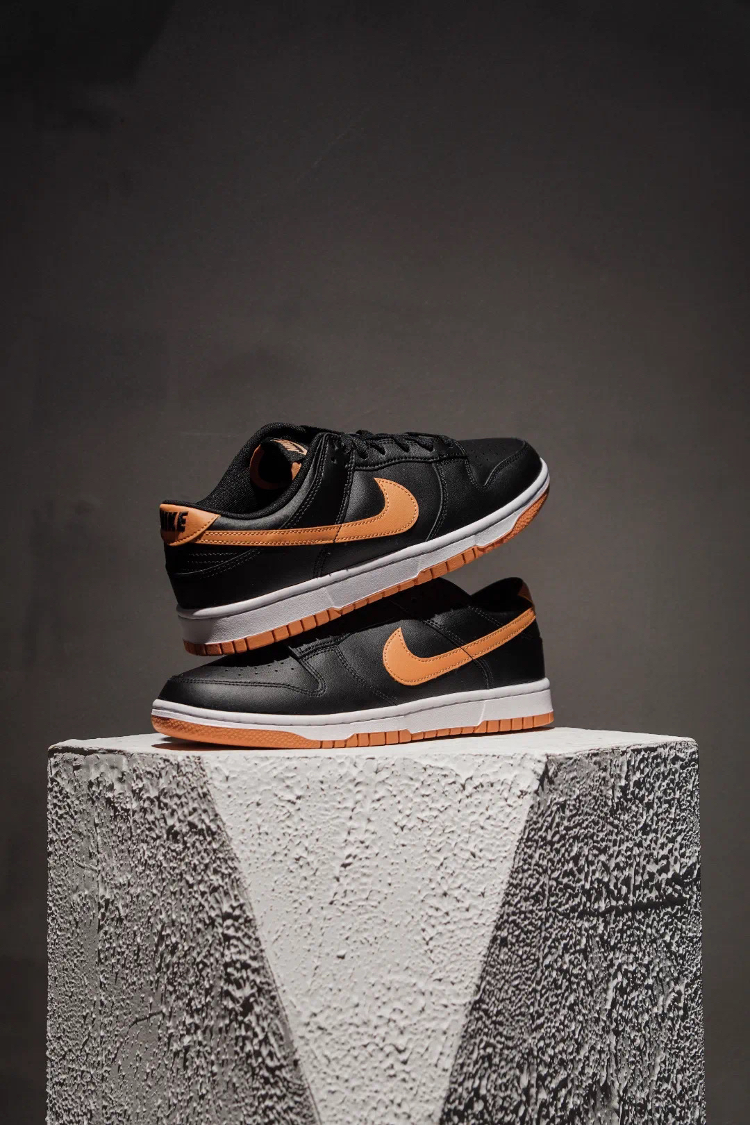 质感黑棕！Nike Dunk Low “Amber Brown”