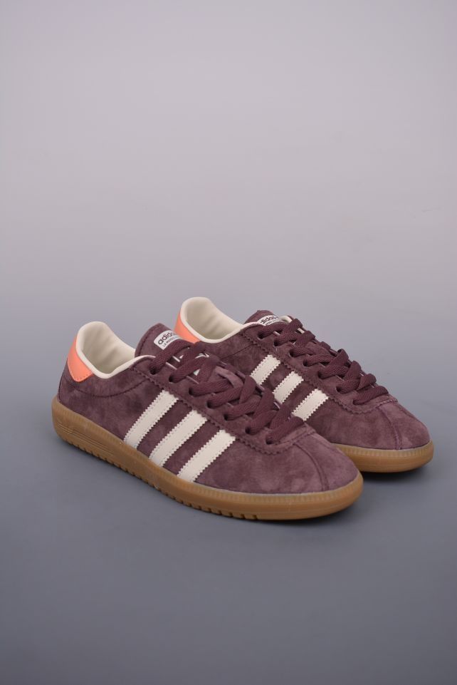 Adidas Originals Bermuda
绒面麂皮防滑耐磨轻便低帮板鞋