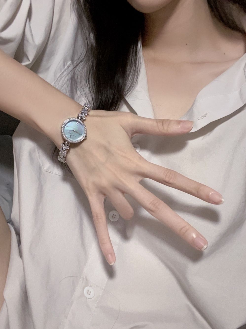 LANZOOM的蓝族蓝眼泪手表bling bling的，仙气十足🤩