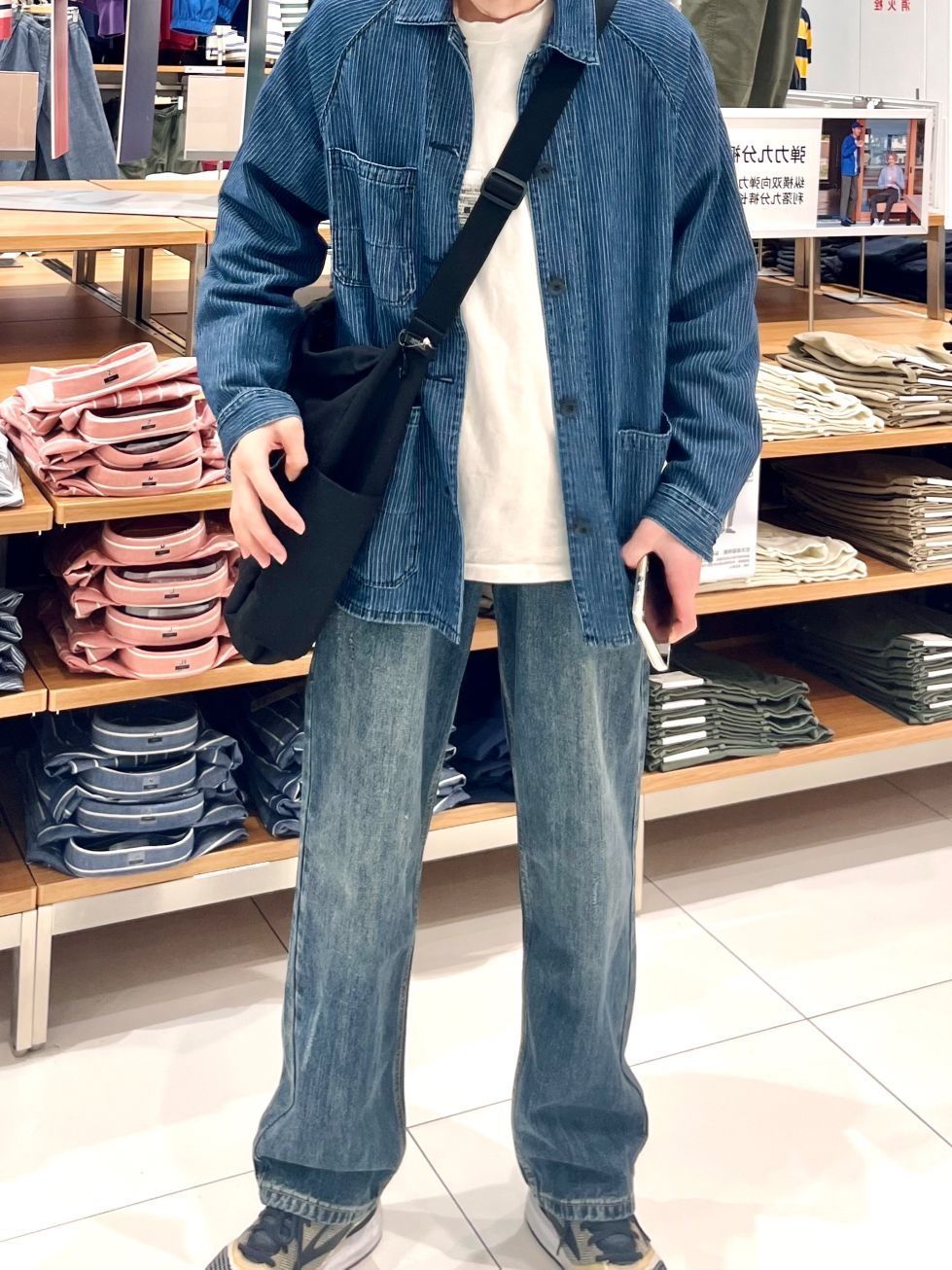属于秋冬的牛仔裤