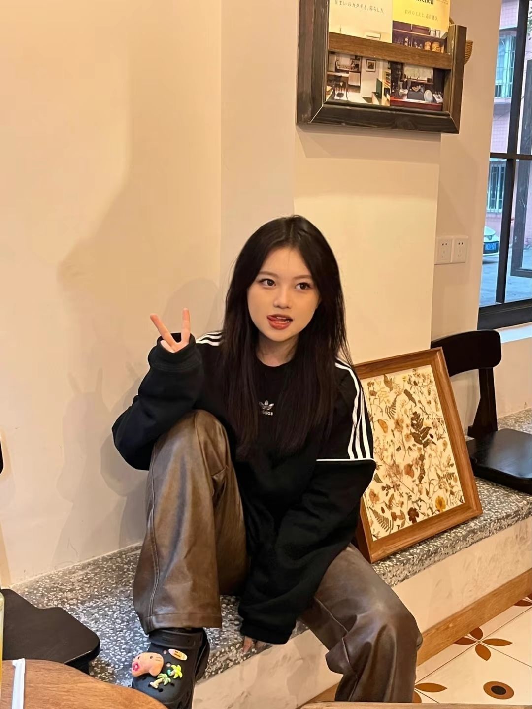 💫阿迪达斯运动套头衫，让你一秒变潮人！