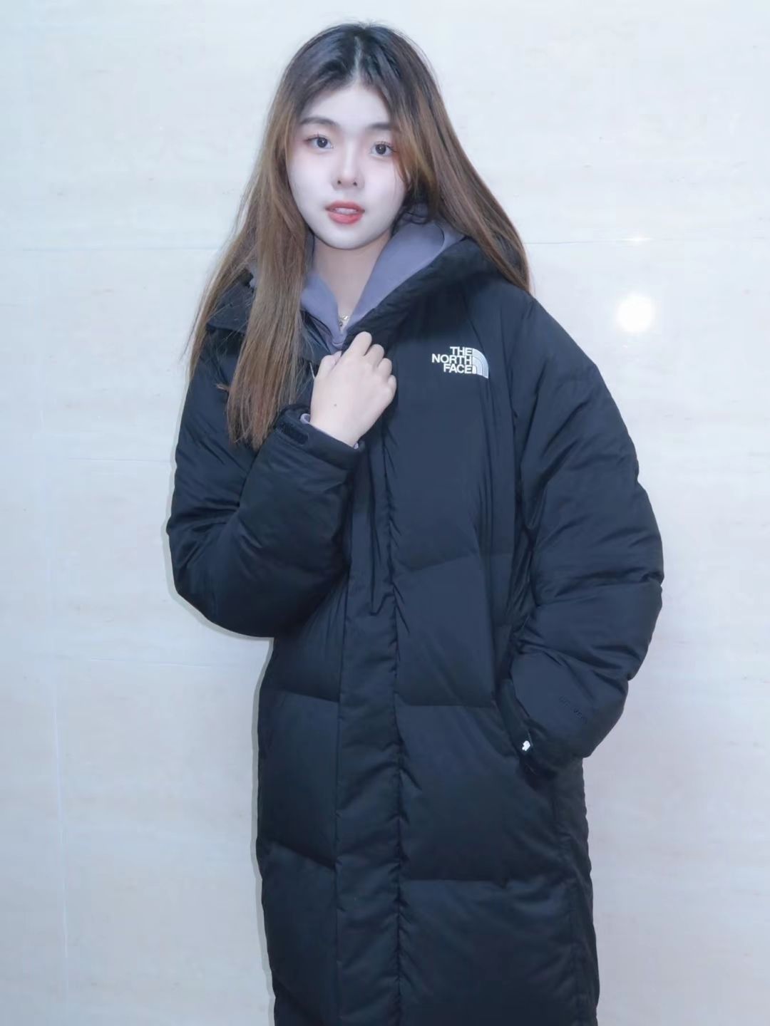 💥TheNorthFace印花连帽长款羽绒服，保暖又时尚！❄️