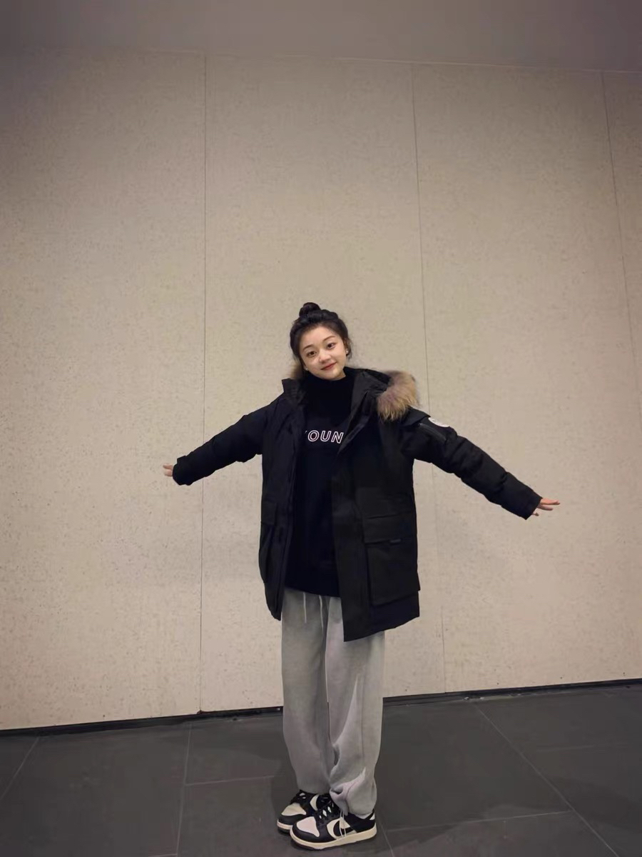 国货品牌卷爆冲锋衣！