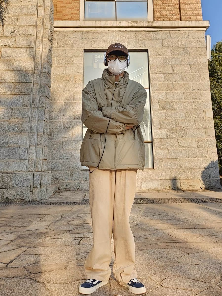 今年买过最好看的一件军绿色棉服