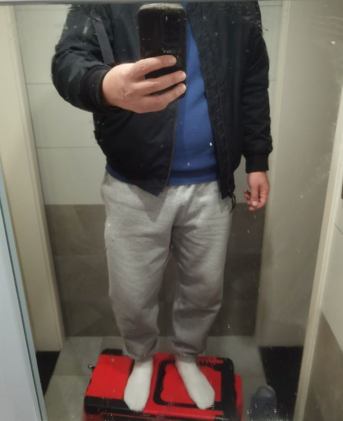 版型非常棒，偏大一码