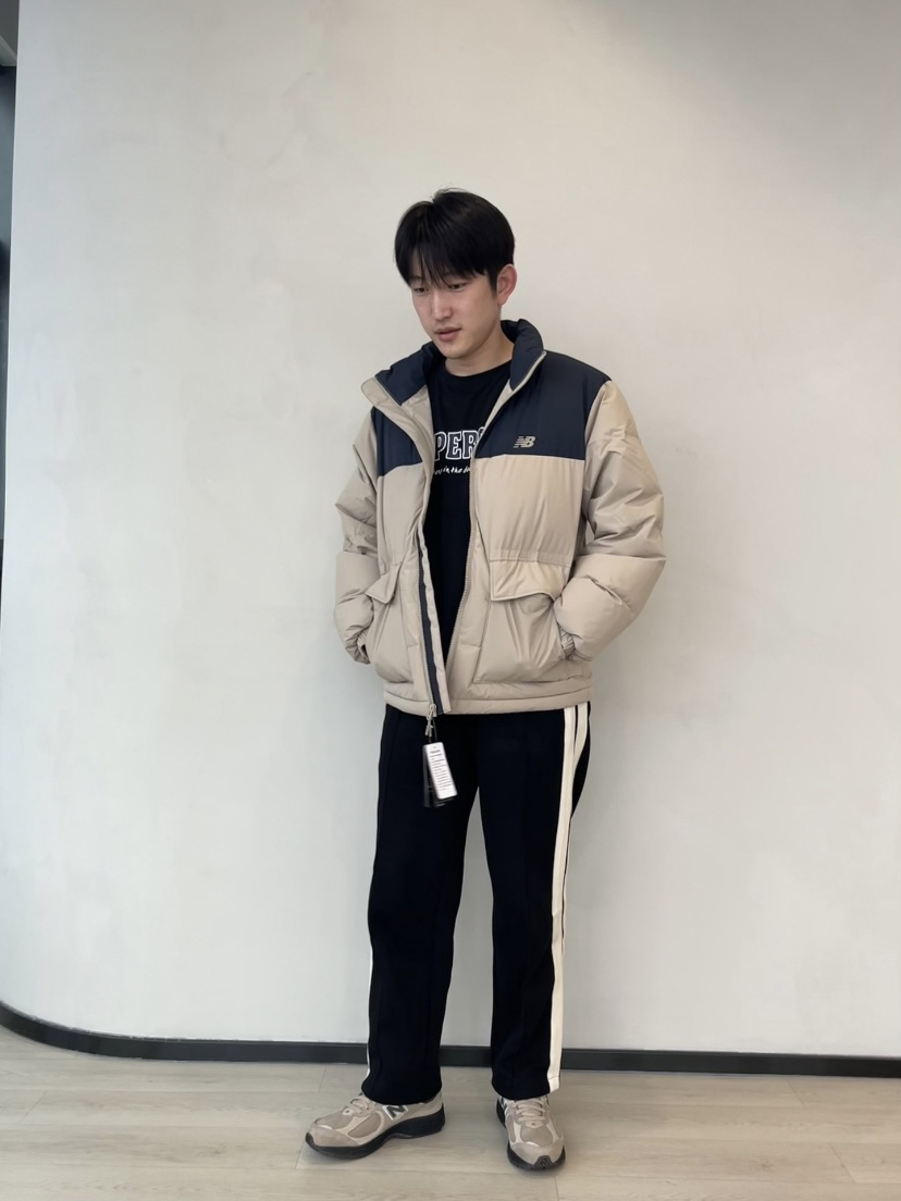 冬天马上就要到了！真的很需要羽绒服