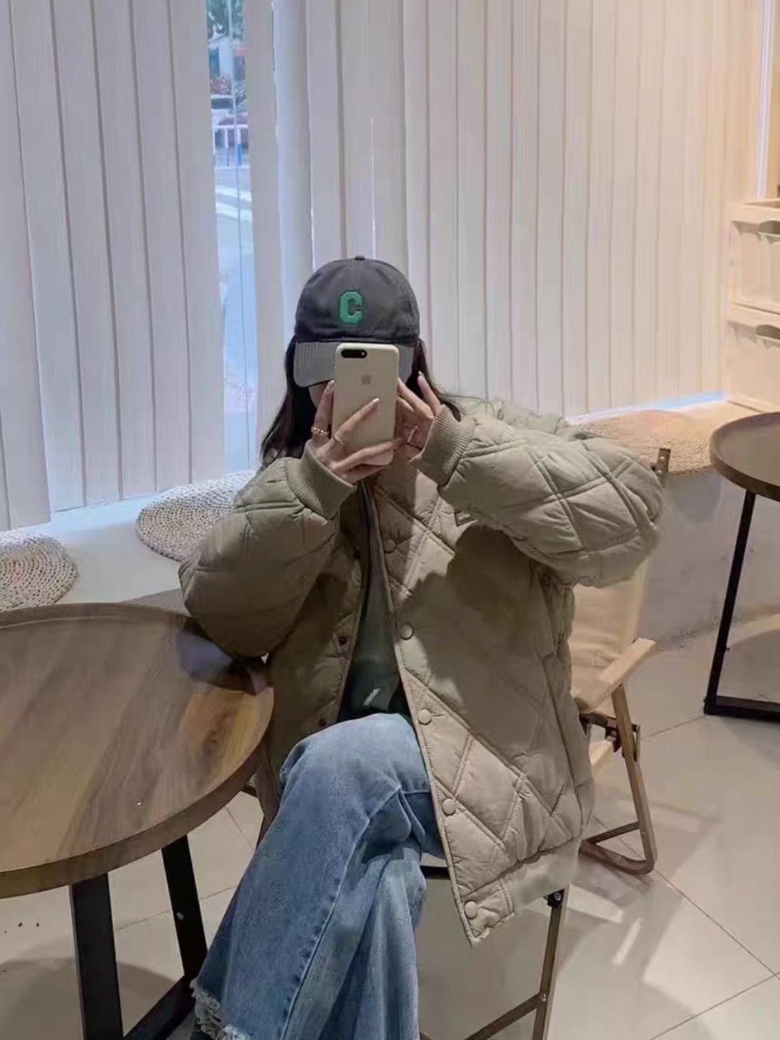 冬天还是要选择百搭的一款