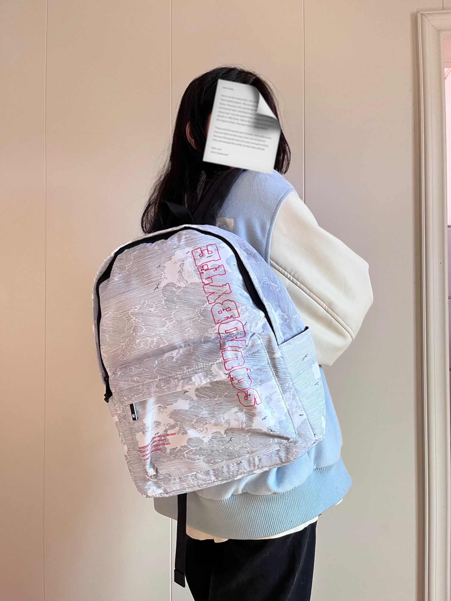 谁的书包呀？🎒