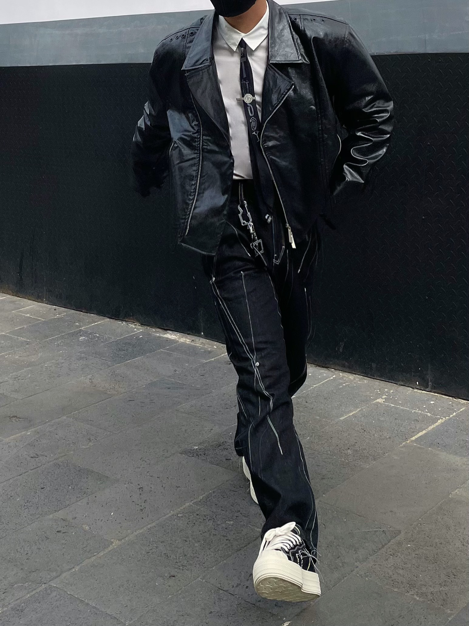 秋冬皮衣帅哥⚫️我妈妈拍的快都给我说帅帅帅帅❕