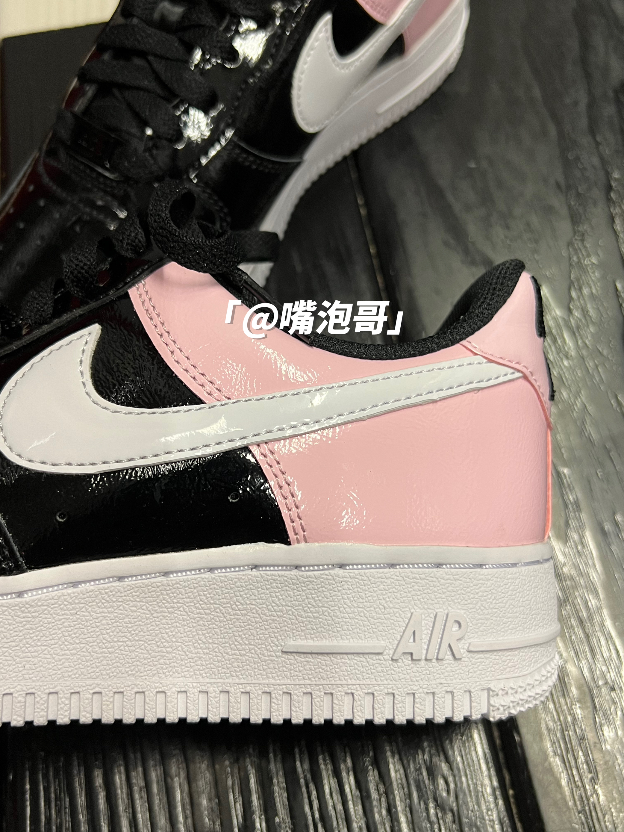 个性休闲板鞋 | Air Force 1 Low 黑粉拼接