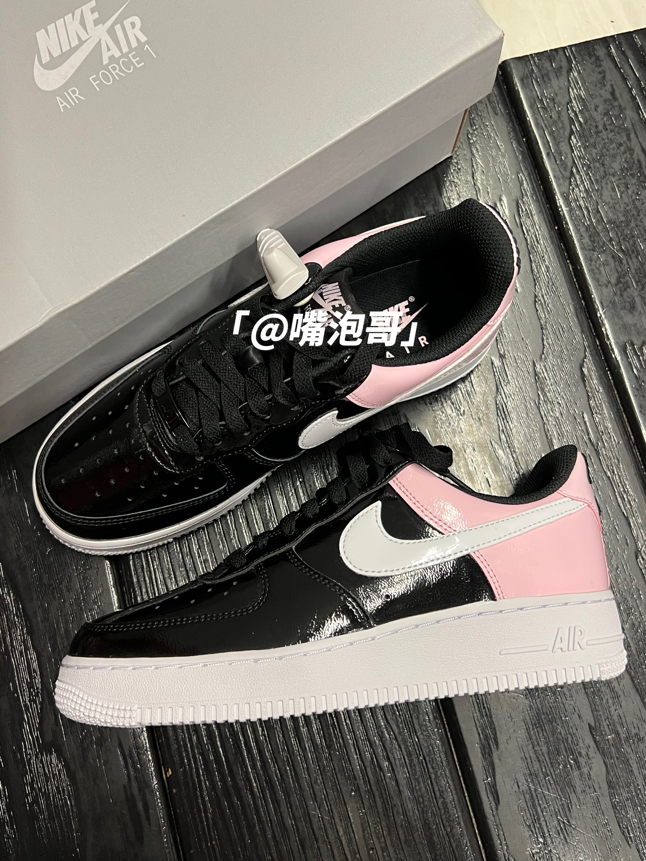 个性休闲板鞋 | Air Force 1 Low 黑粉拼接