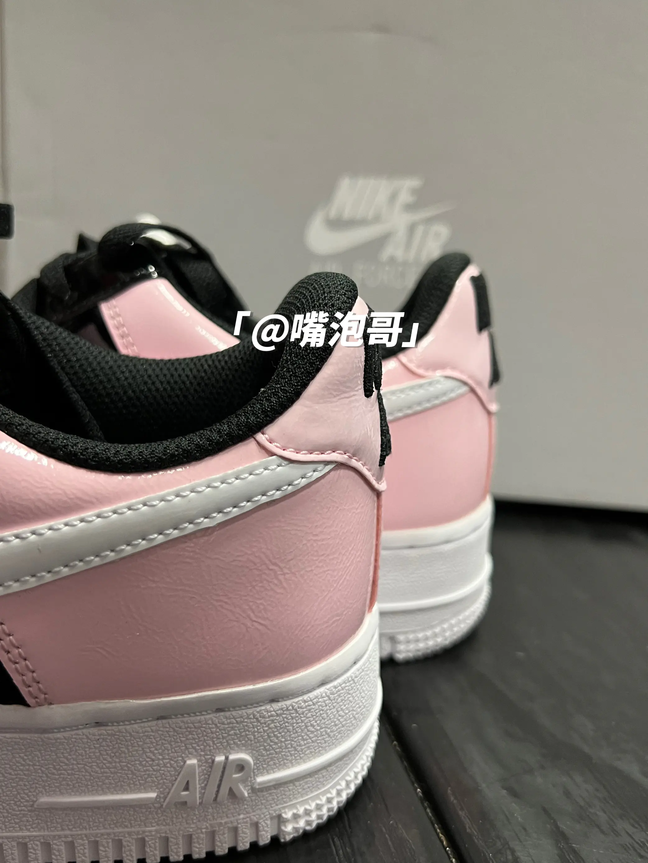 个性休闲板鞋 | Air Force 1 Low 黑粉拼接