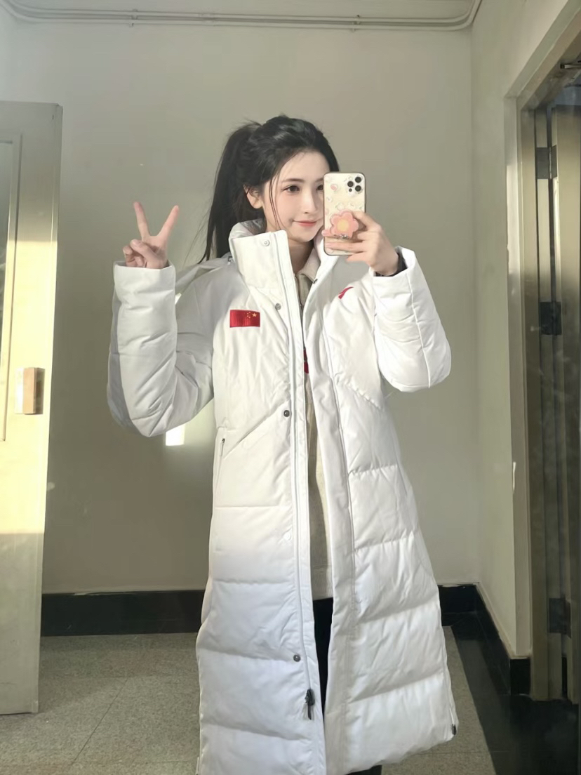 穿上国家队同款羽绒服！我也去参奥了