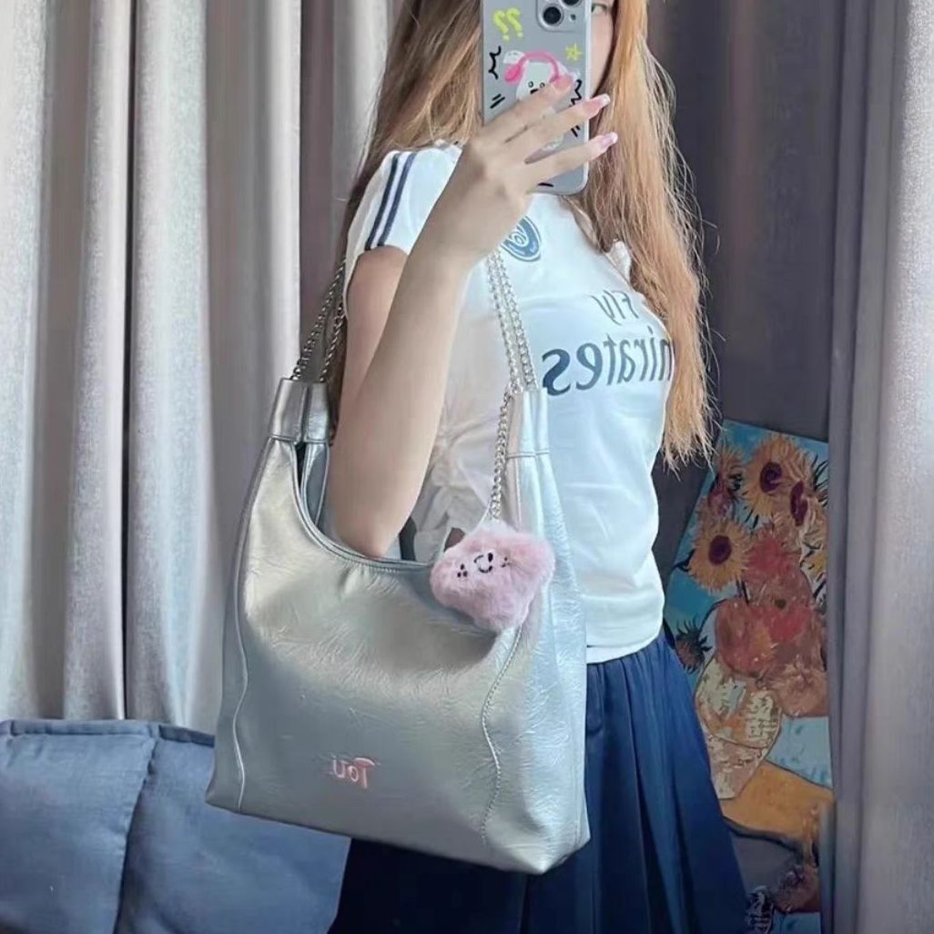 很喜欢的一款背包来喽