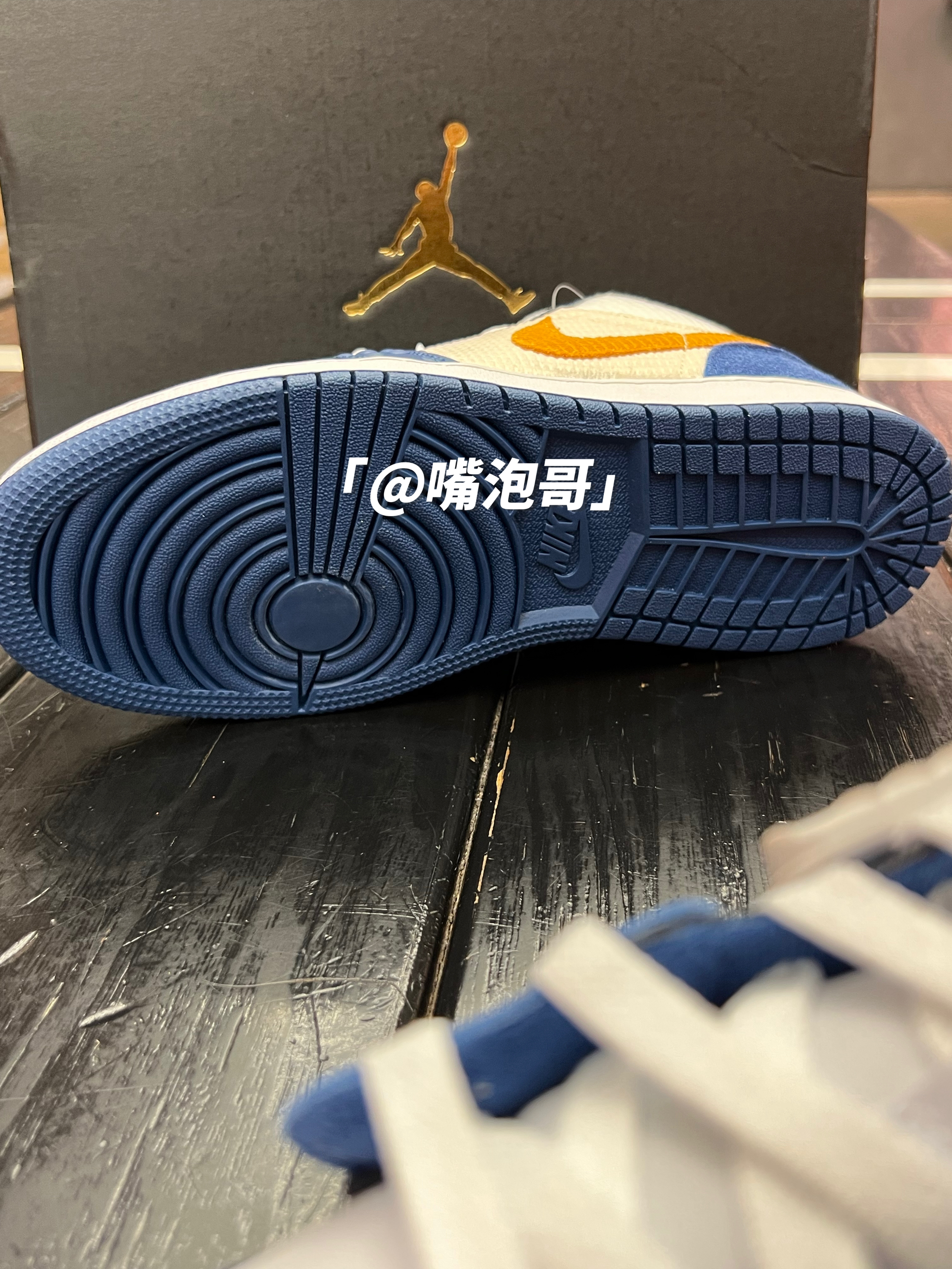 百搭夏日复古球鞋 | Air Jordan 1 Low 蓝黄