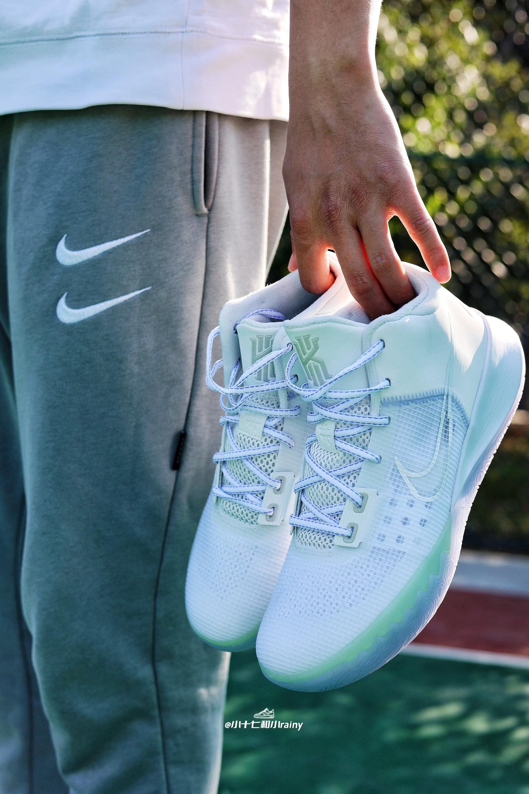 Nike Flvtrap 4 EP 应该是最拉胯的欧文鞋款❗❗❗