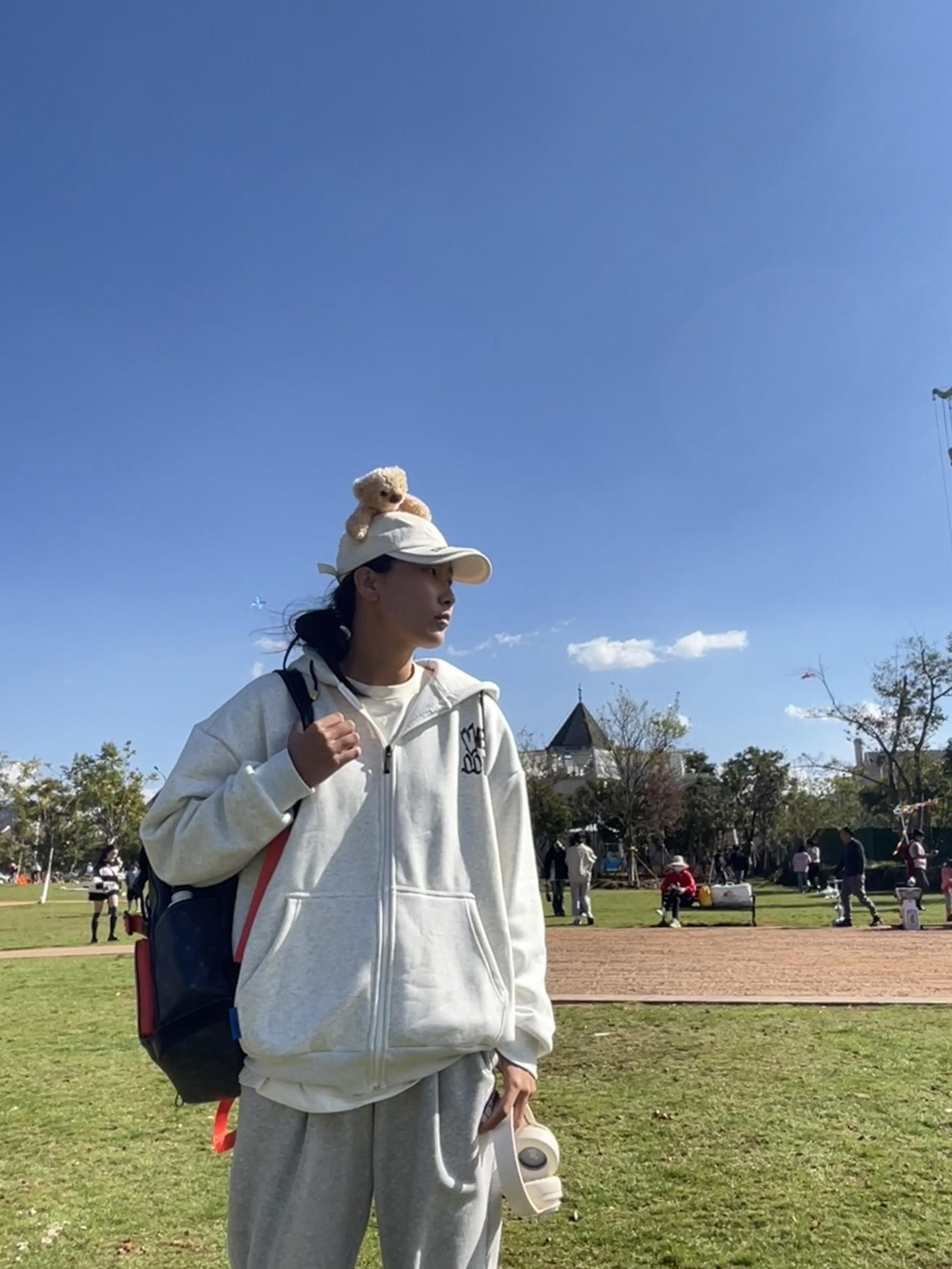 183女生 早八穿什么