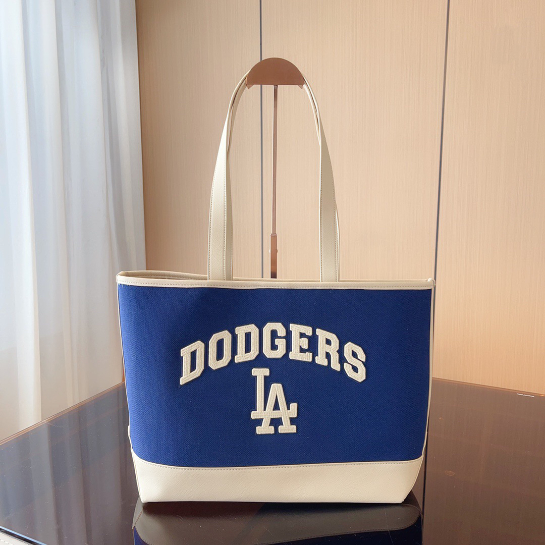 MLB学院风大托特包值得冲🌇