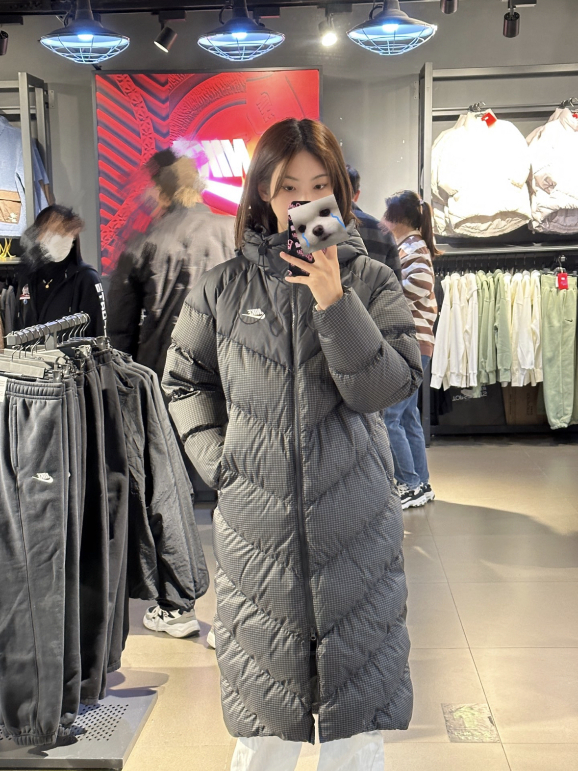 这个冬天就靠长款羽绒服了