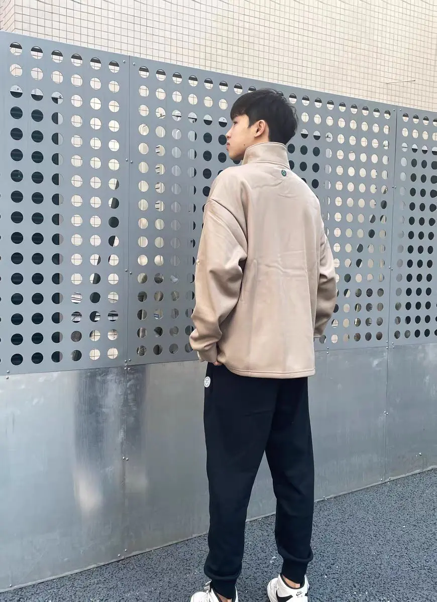 潮酷两穿立领卫衣