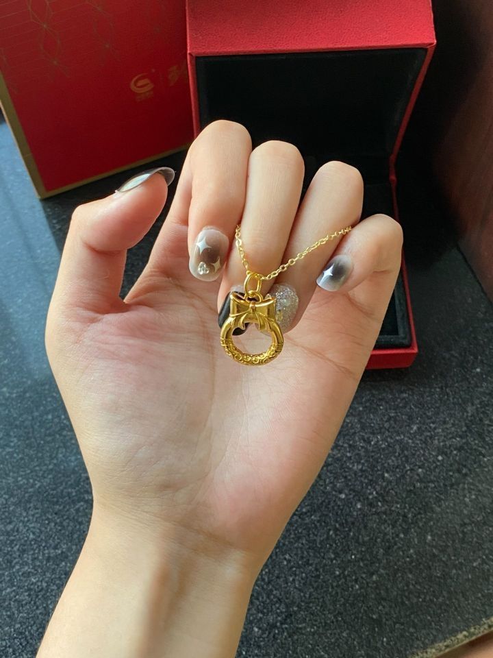不会还有人不知道这条项链叭，在逃公主系列真的绝了！
