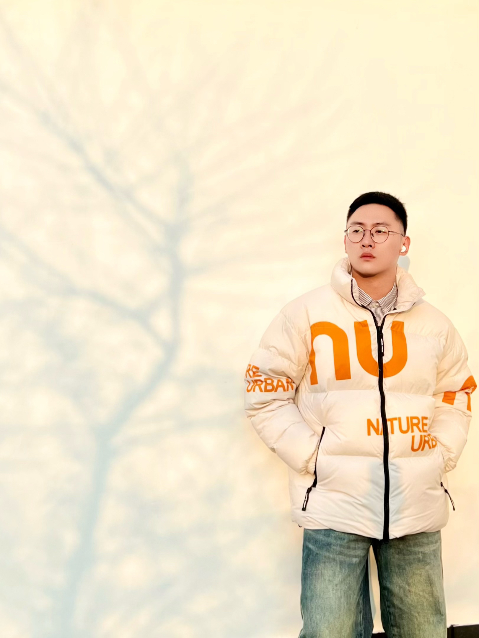 冬日不能少的浅色系｜羽绒服位列其中