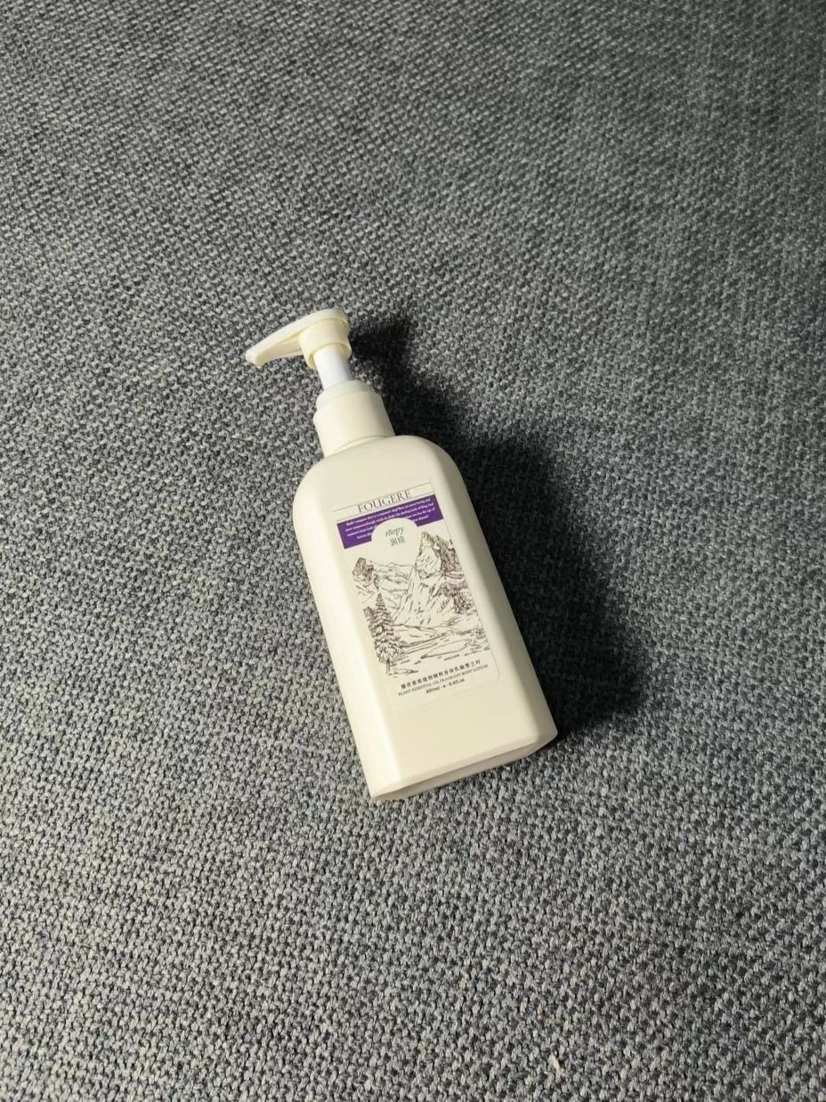 鸡皮肤女孩看过来！干燥黄皮变嫩牛奶肌不是梦~