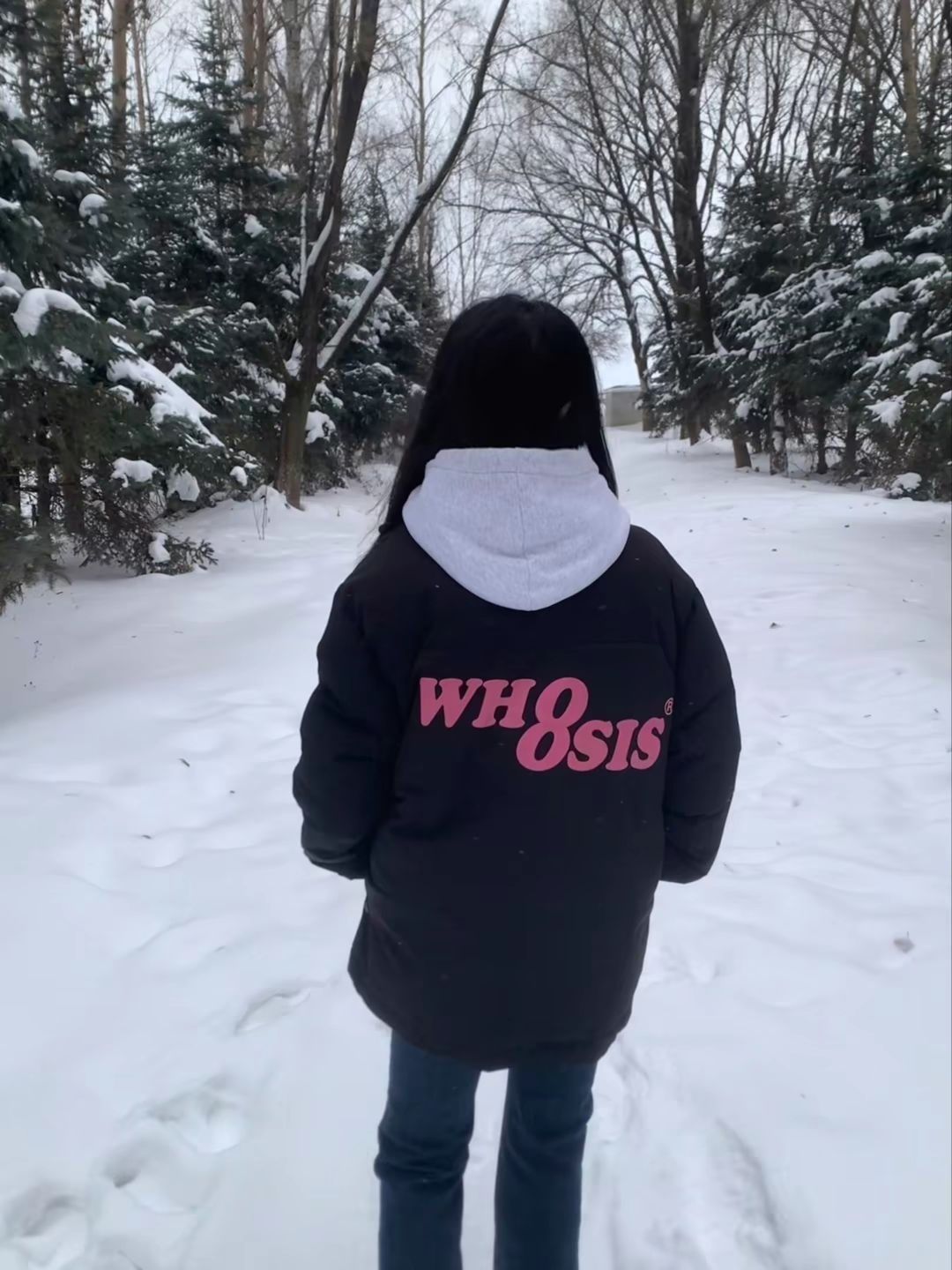 💫超萌预警！这件经典8字logo棉服，瞬间俘获你的心❤️！
