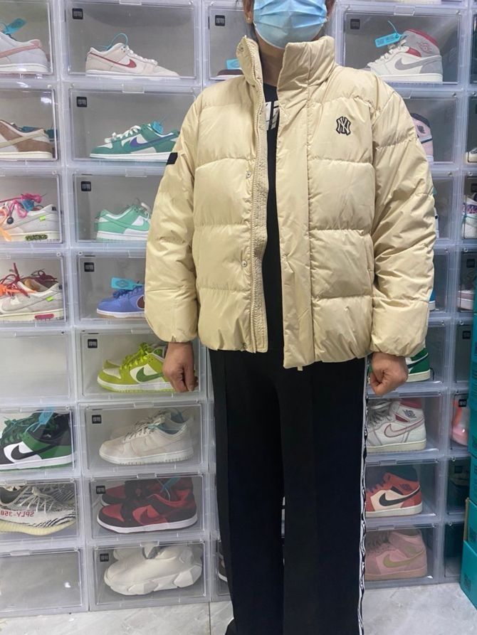 一件过冬羽绒服