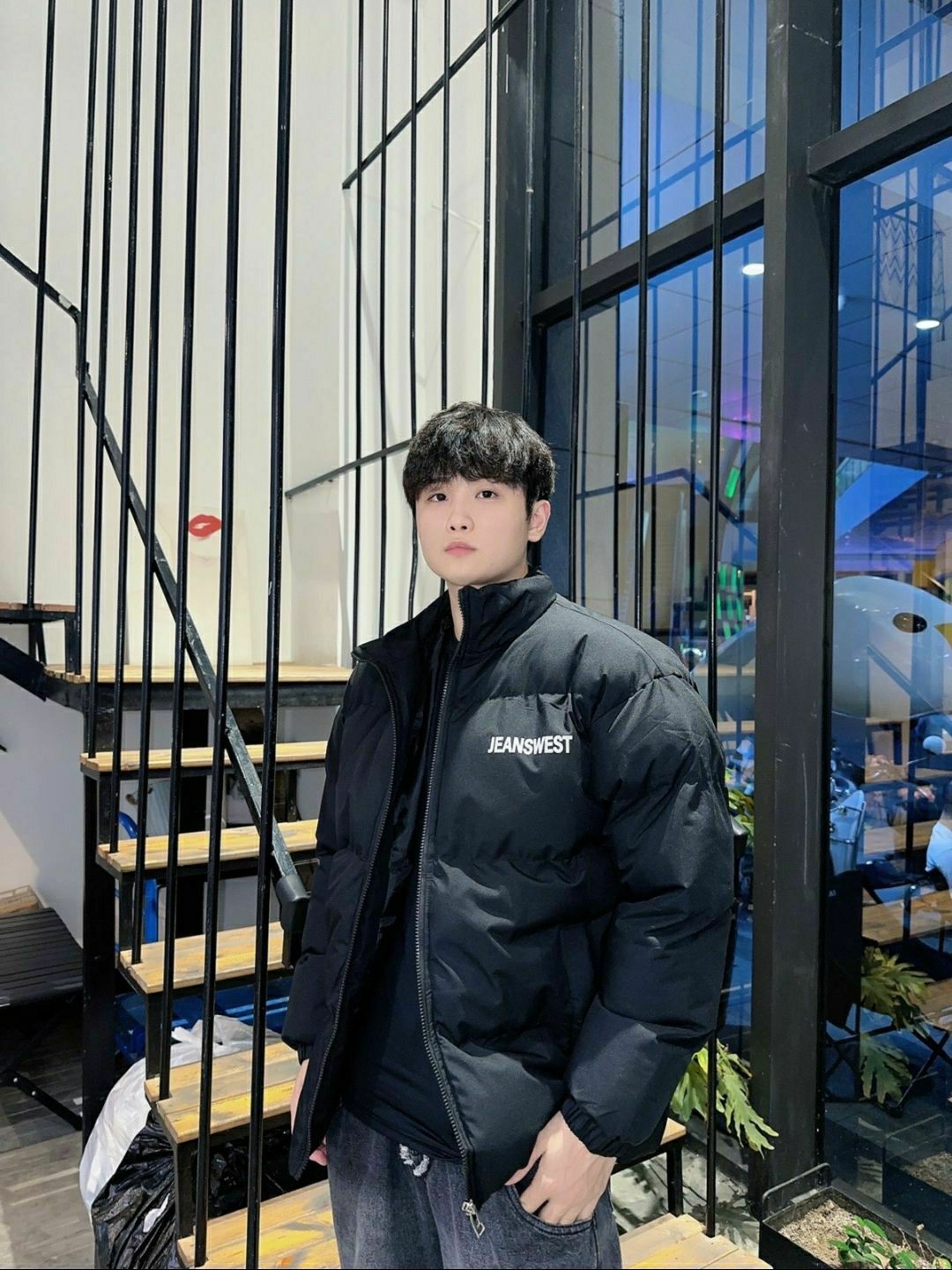 男大学生都去冲这件