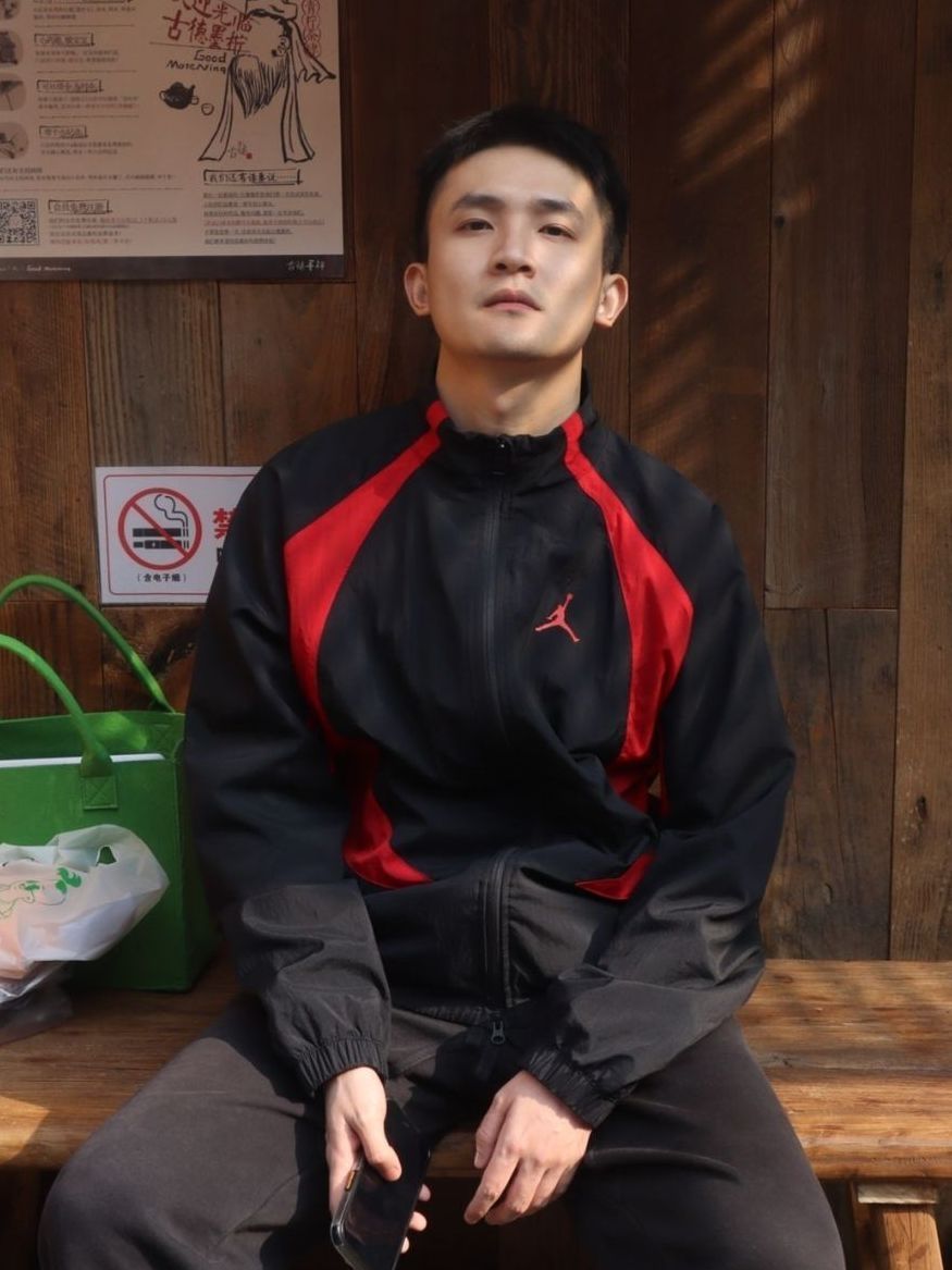 这种衣服还是得看简约款