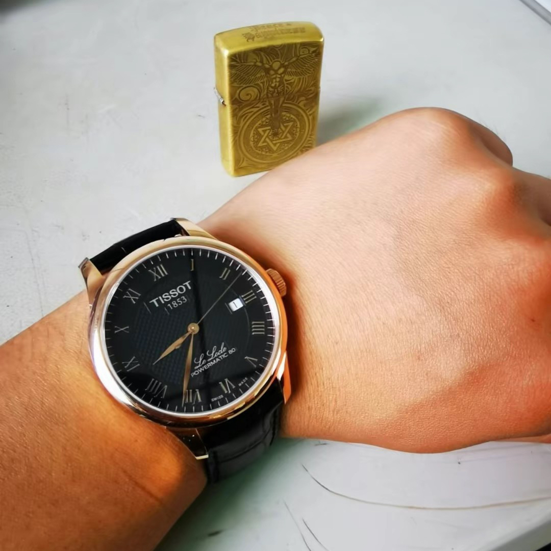 真皮表带，确实很舒适的感觉