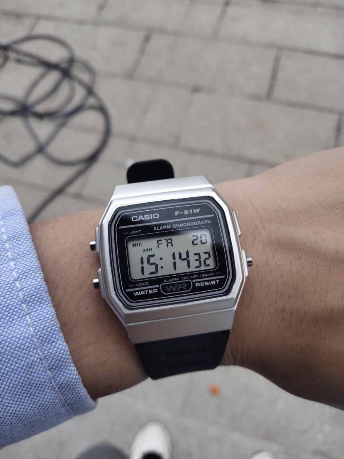 卡西欧百搭潮流小银块。