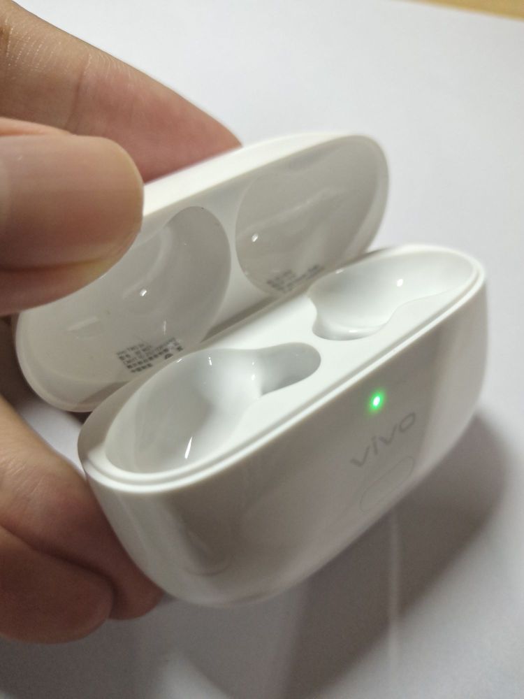 趁现在，活动价135！宝子们给我冲！！vivoTWS2e开箱体验！