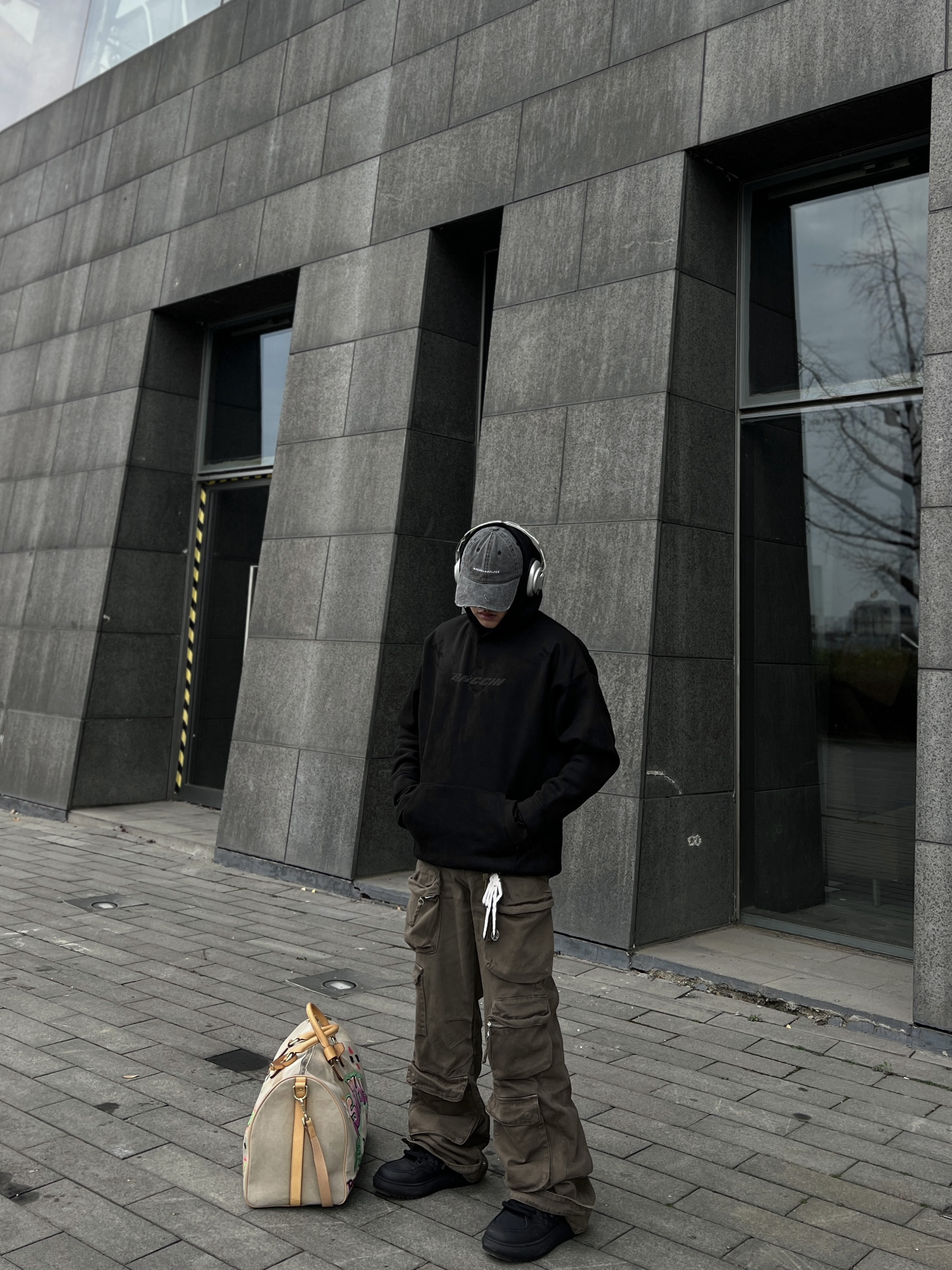 街头hood在冬季依旧很夸张