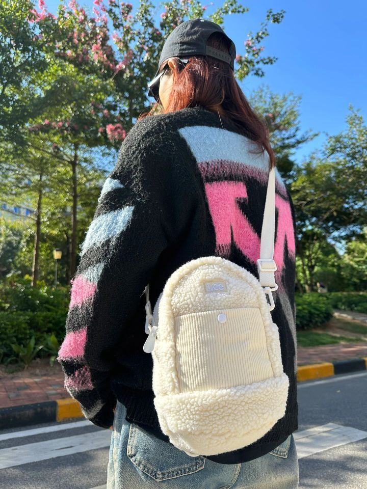 今天穿的够随意吧！
