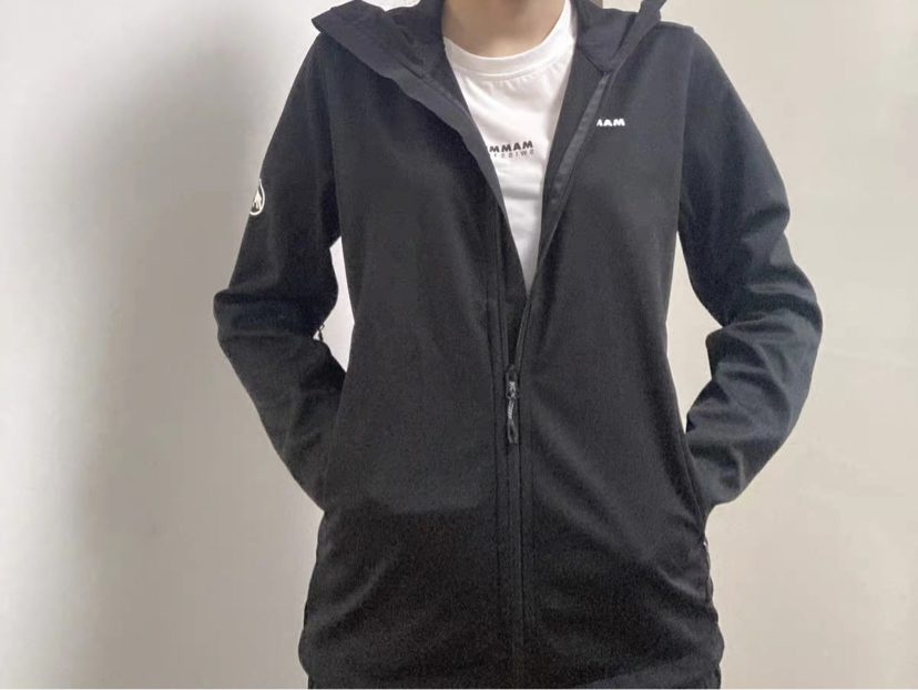 高颜值冲锋衣真的是初秋必备