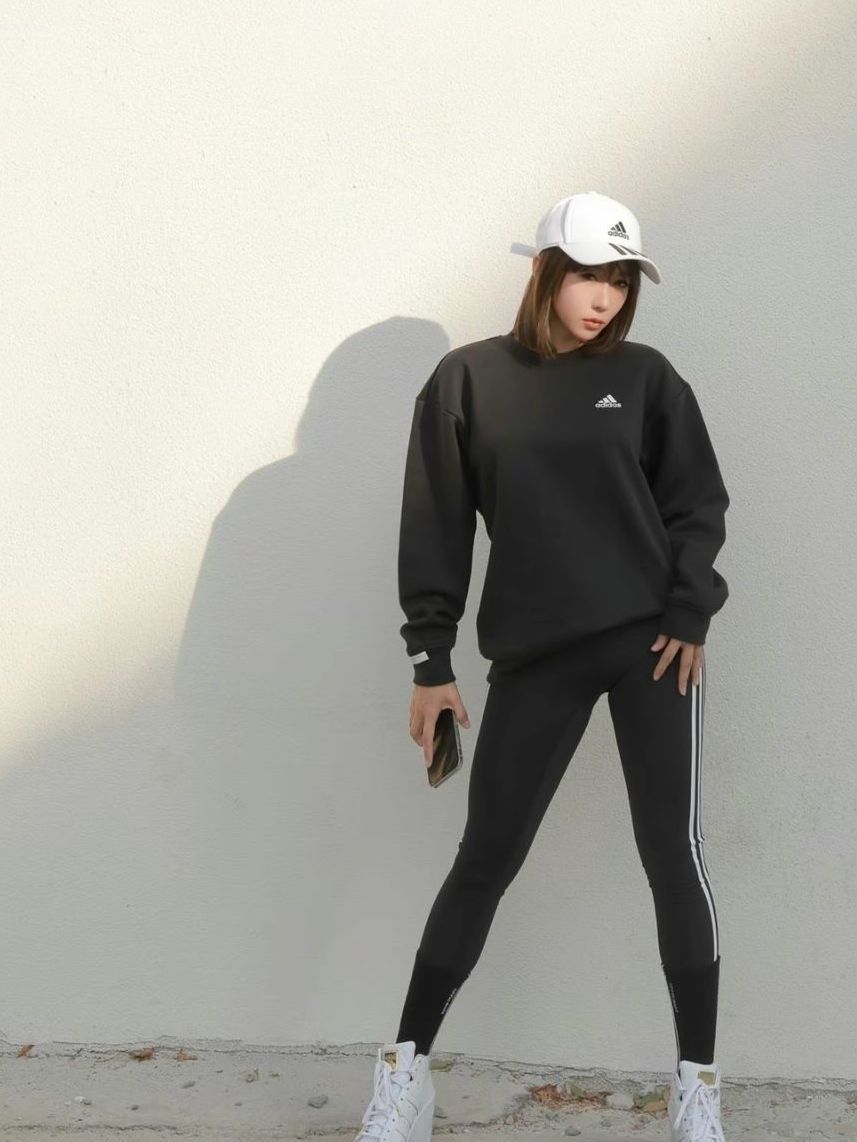 💥超级舒适！adidas 休闲宽松舒适保暖长袖卫衣来啦！❄️