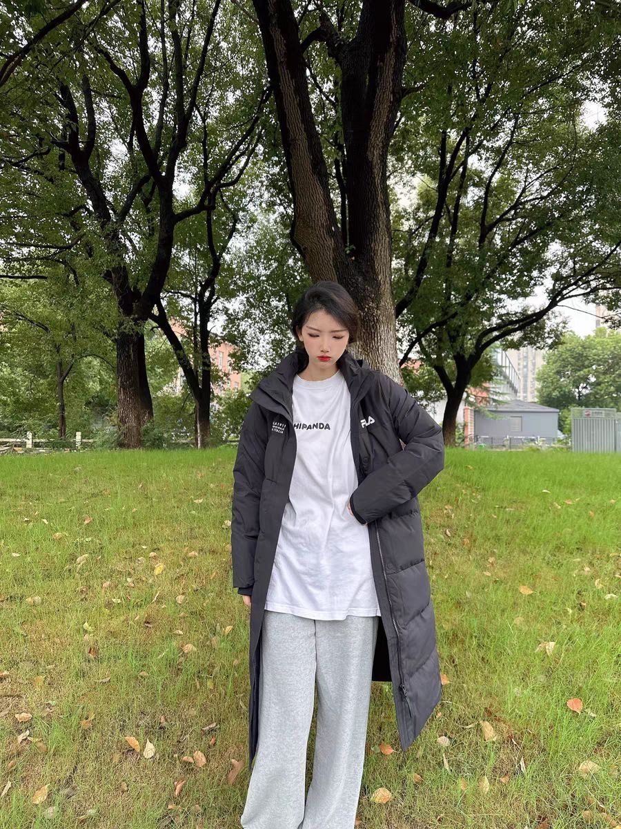 ✨宝藏好物推荐🌟 FILA简约运动长款过膝连帽羽绒服🔥
