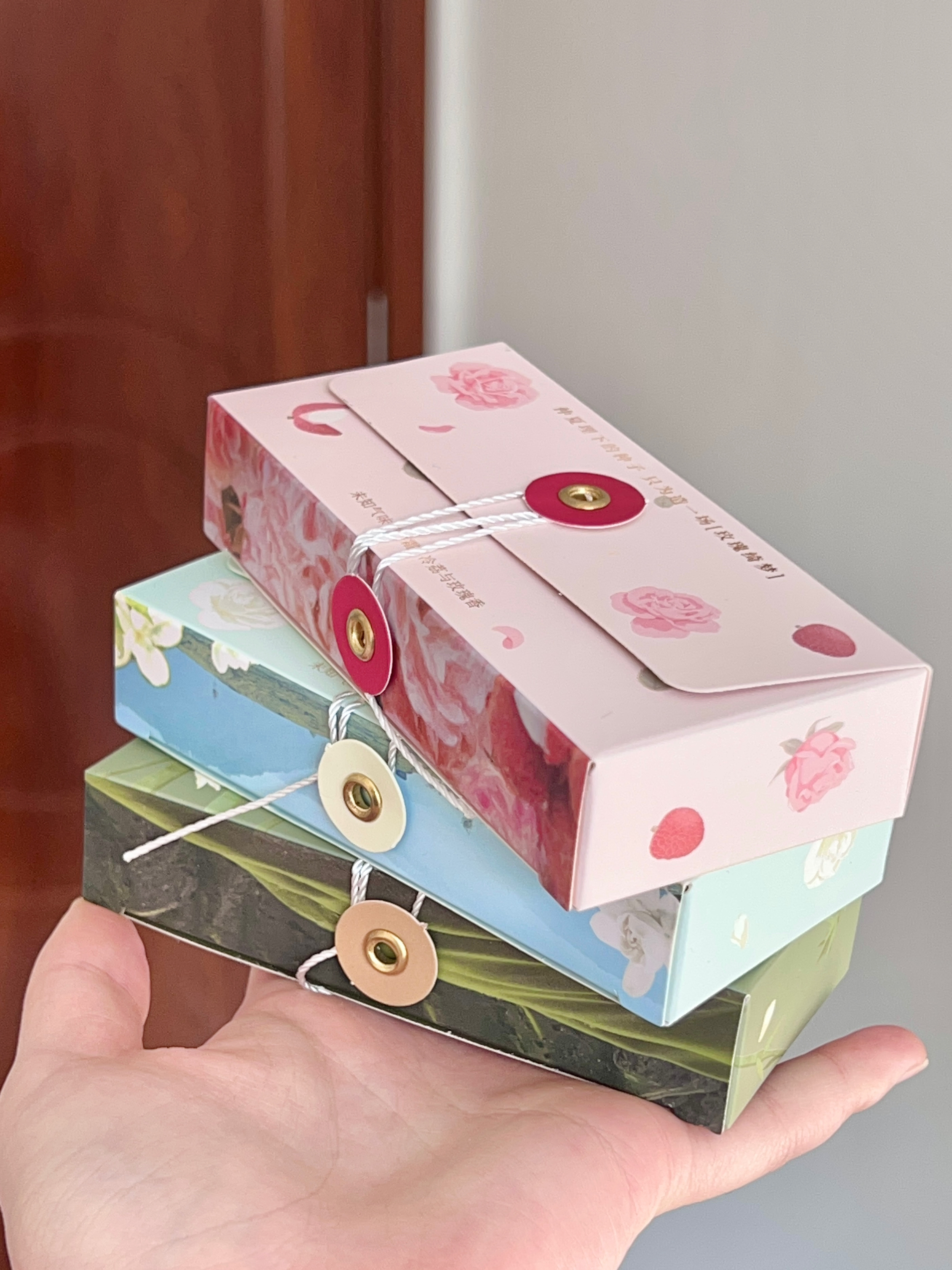 好闻炸了！秋冬伪体香护手霜～
