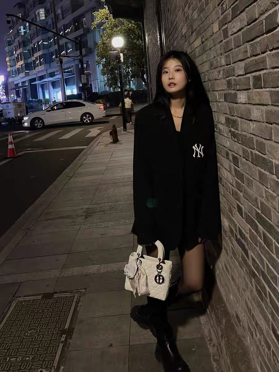 谁说甜妹不能hold住