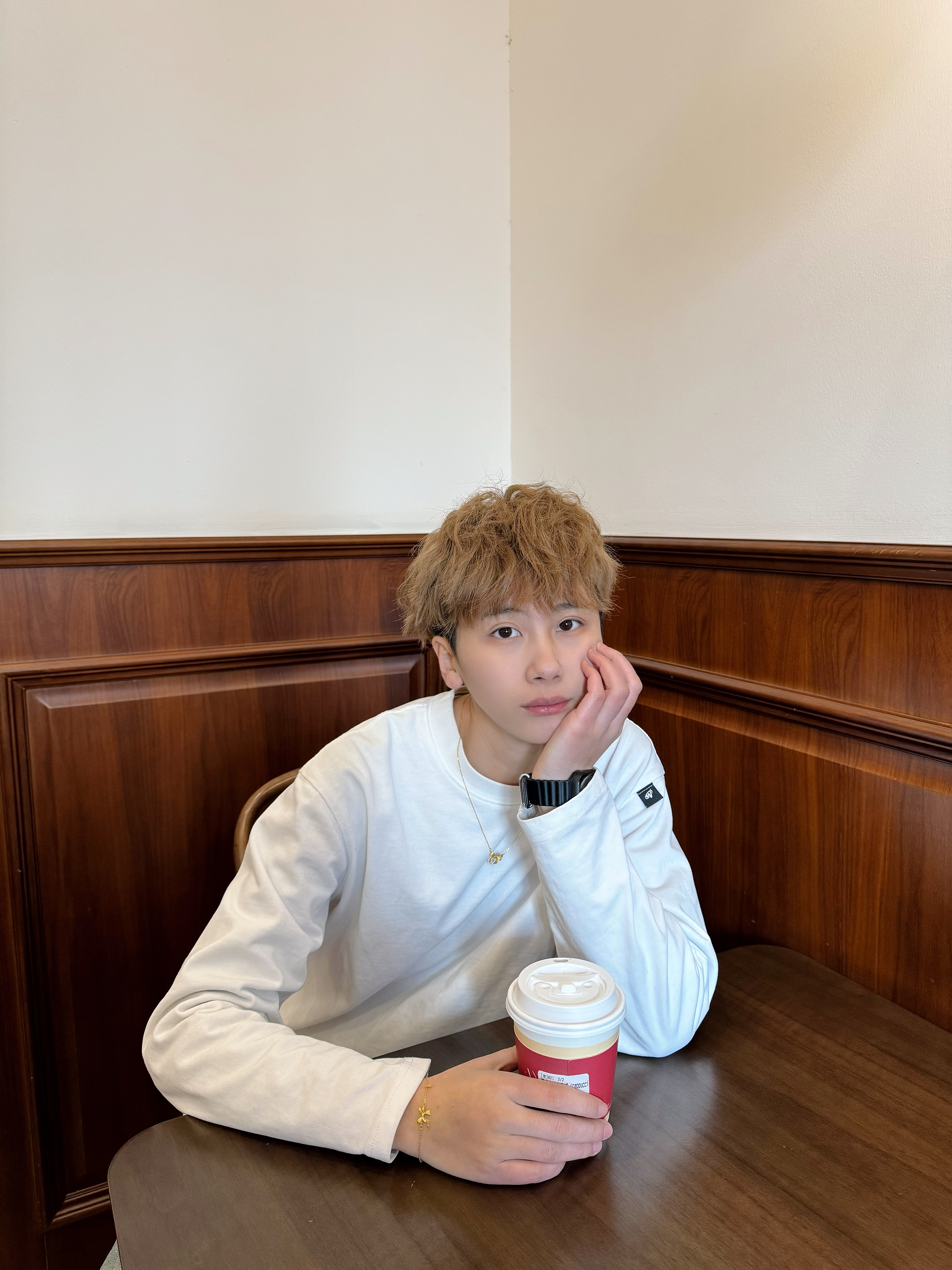 谁说戴金饰就不酷啦🙊