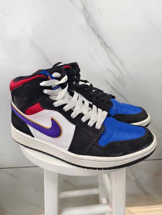 Aj1