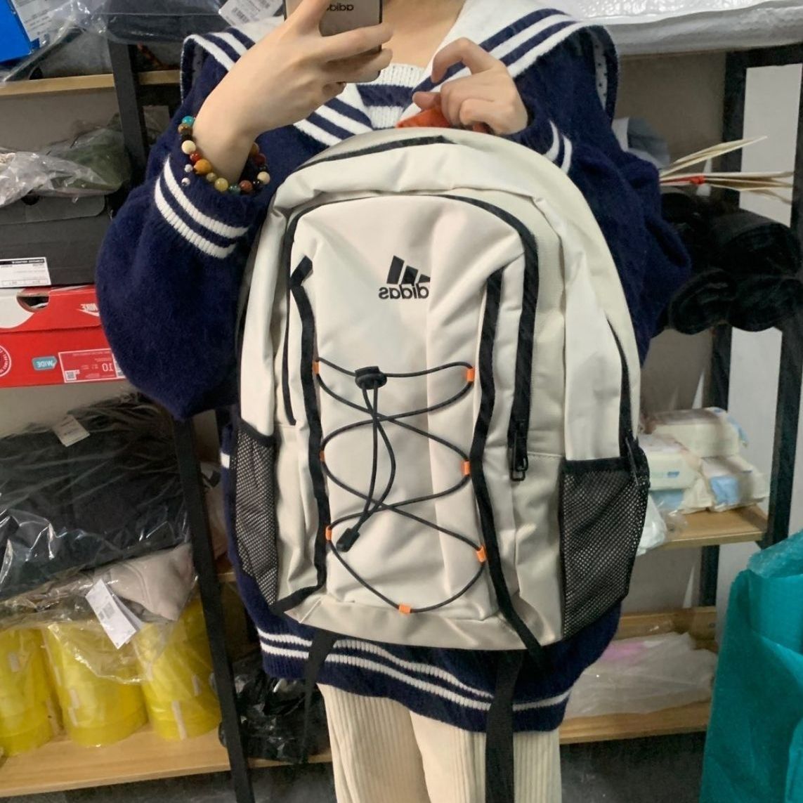 Adidas经典白色款