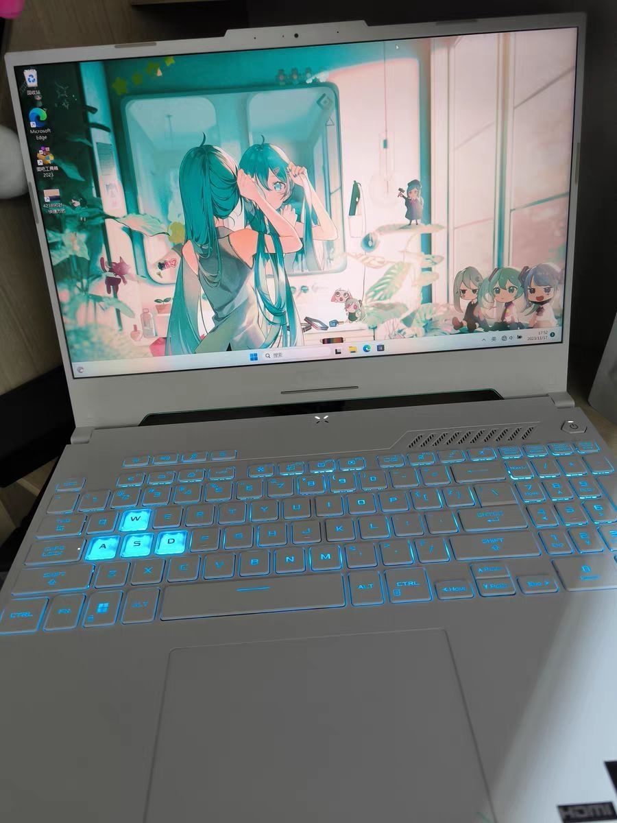 其他特色 首先华硕天选的电池容量为
对比