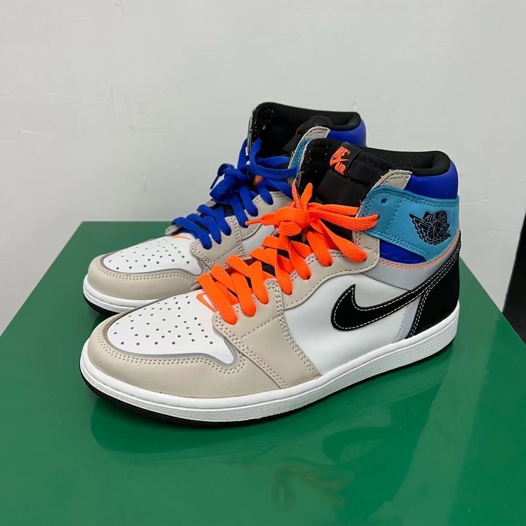 Aj1