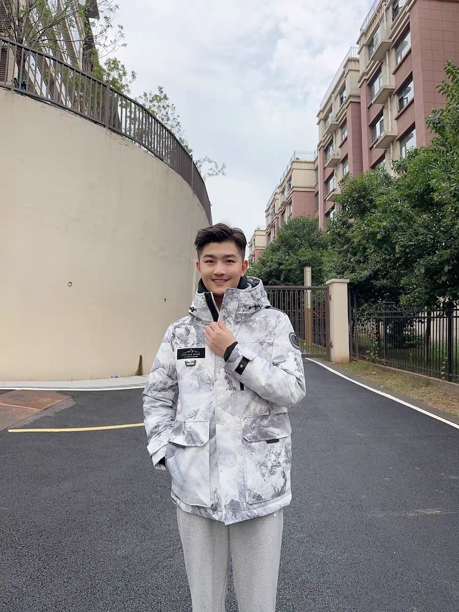 💥波司登鹅绒户外防风保暖中长款连帽羽绒服，真的太棒了！