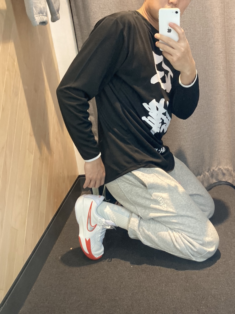 白色还是黑色你们怎么选？