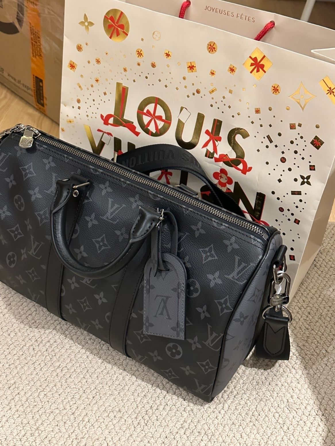 高级LV也是非常百搭的