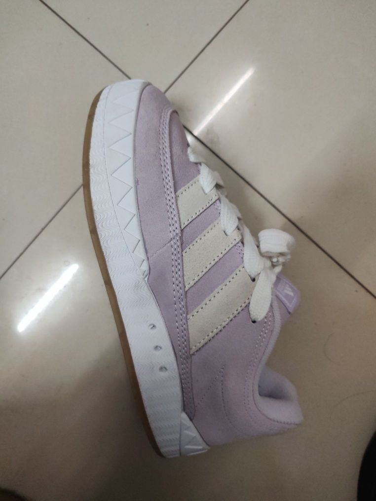 很不错，码数偏大可以拍小一点